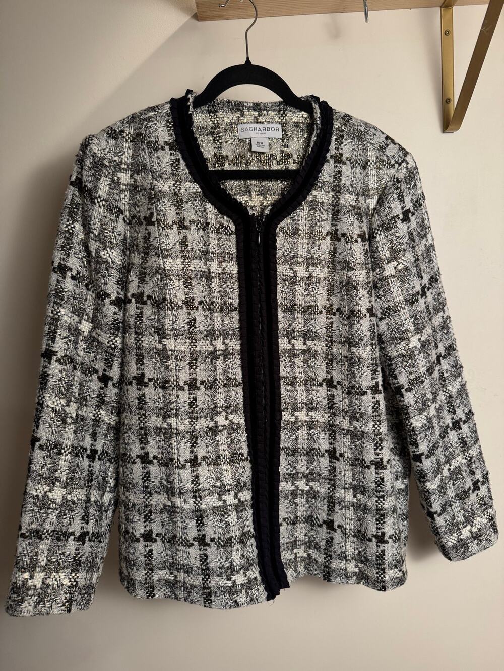 Sag Harbor Women's Boucle Zip Front Blazer